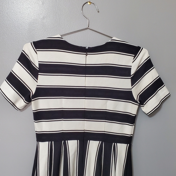 LOFT Black and White Striped Dress Womens Size 4P - Picture 4 of 7
